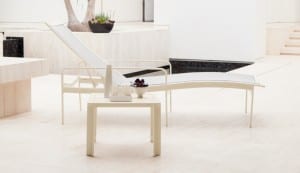 Sway chaise lounge